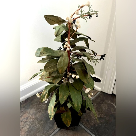 Pottery Barn Accents Pottery Barn Glass Bead Tree Poshmark